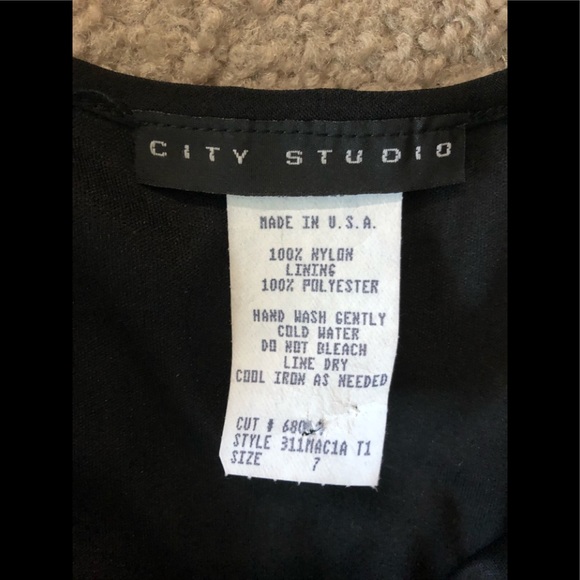 City Studio Lace Dress Sz 7  Holiday Party Sexy Vintage - Picture 10 of 10